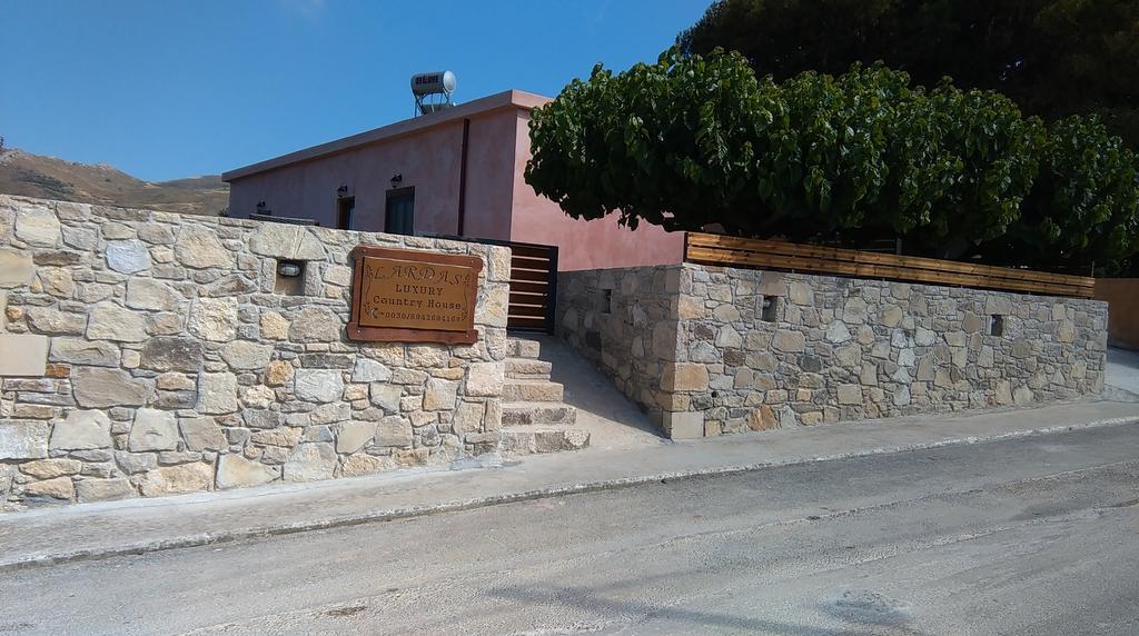 Lardas Luxury Country House Kíssamos Buitenkant foto